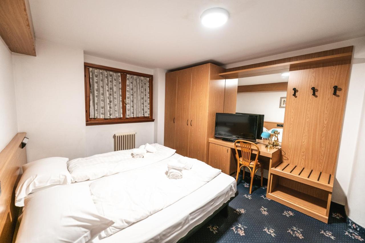 Smart Hotel Renzi Фольгарида Экстерьер фото
